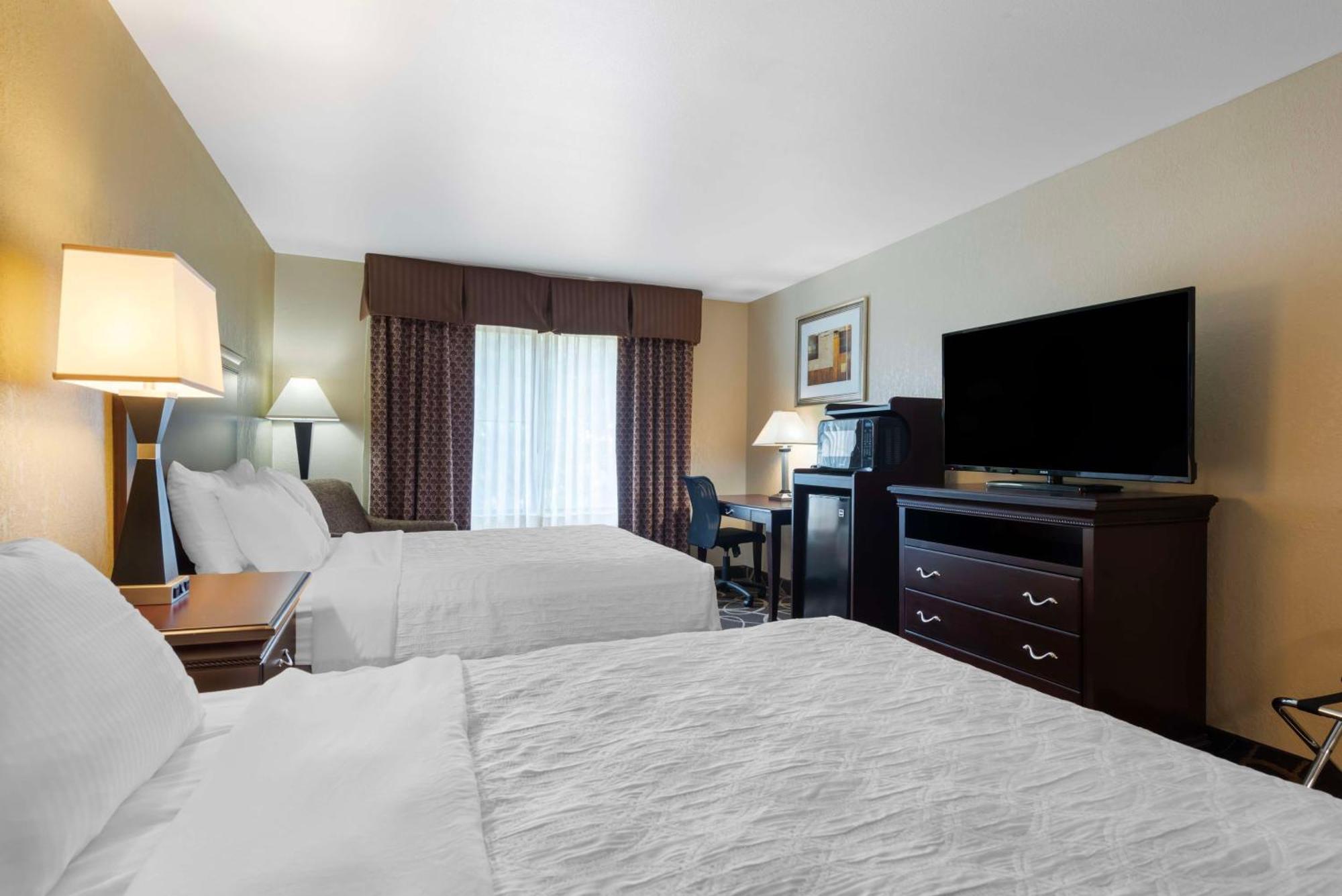 Best Western Plus Eau Claire Conference Center Exterior photo